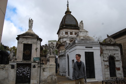 Bobby på Recoleta kirkegården. Den er fyldt med virkelig imponerende bygningsværker!